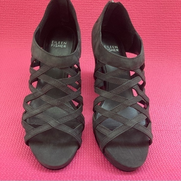 Eileen Fisher Wedge  Women's Sz 7.5 Caged Lattice Back Zip Black Leather - Picture 2 of 8